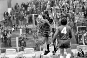 Division One Football Chelsea v. Manchester City 1975 / 75 Season