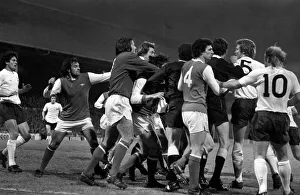 Division One Football, local derby match between Tottenham Hotspur