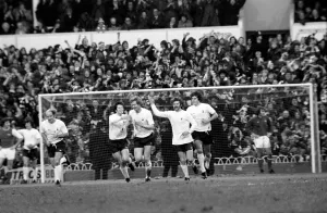Division One Football, local derby match between Tottenham Hotspur