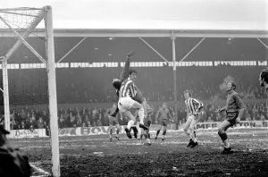 Division One football Stoke v. Crystal Palace 1969 / 70 Season