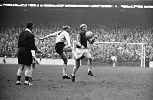 Division One (old) West Ham 8 v. Sunderland 0 Bobby Moore captain for West