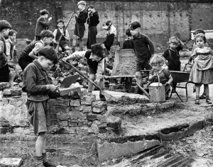 Rubble Prints: Doing it just like the builders do, a hive of industry going on in the new