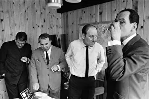 Don Arden calls a press conference in London and explains why he sacked Jayne Mansfeld