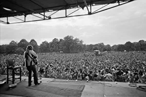 01205 Prints: Don Mclean - America singer and songwriter performs to a reported 85