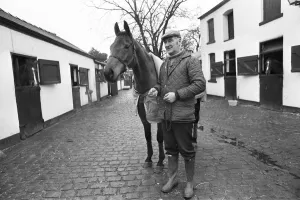 00364 Prints: Donald Ginger'McCain, the trainer of three times Grand National winner Red