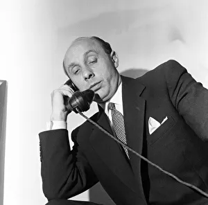 00668 Prints: Donald Zec Daily Mirror entertainment editor and feature writer 8th August 1955