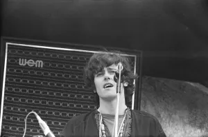 01073 Prints: Donovan performing on stage at the 1967 National Jazz and Blues Festival at Royal
