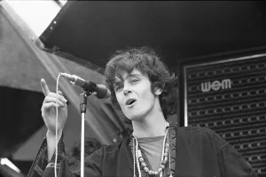 01073 Prints: Donovan performing on stage at the 1967 National Jazz and Blues Festival at Royal Windsor