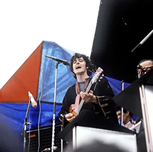 Donovan Singer performing on stage at the Windsor Jazz Festival, 12th August 1967