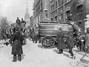 Police Prints: Dora Thewlis and 75 other suffragettes were arrested when the WSPU attempt to storm