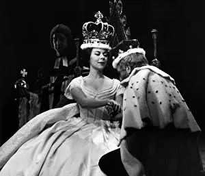 Dorothy Tutin actress March 1965 as Queen Victoria in the Bristol Old Vic