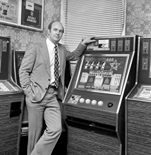 Dr. Pilkington and Fruit Machines. January 1975 75-00333-005