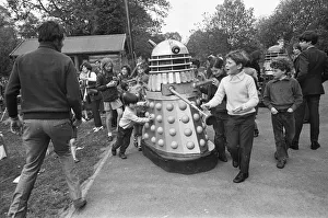 Dr Whos arch enemies the Daleks pay a visit to Woolhampton Primary School in