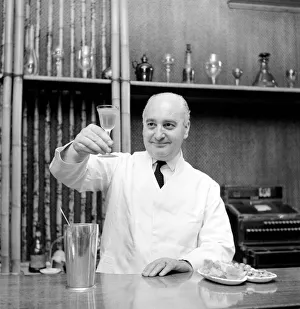 Cocktail Prints: Drinks: Cocktails. Joe Gilmore top barman at the Savoy hotel in London seen here