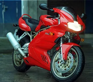 Ducati Prints: DUCATI 900ss January 1999 Healdlight fairing exhaust derilled brake disc