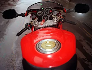 DUCATI 900ss January 1999 Instruments petrol tank motorcycle motorbike