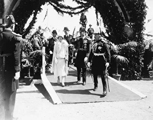 Duke and Duchess of York arrive in Sidney Australia May 1927