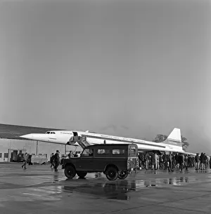 01159 Prints: The Duke of Edinburgh is to fly the British built Concorde 002 at Mach Two - twice