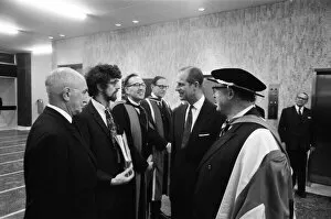00863 Collection: The Duke of Edinburgh meets Piers Corbyn. The Queen