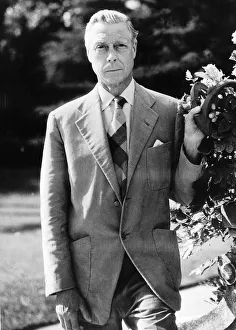Duke Of Windsor whose love for Wallis Simpson lead him to renounce the Throne