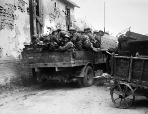 00994 Prints: The Dunkirk evacuation, the evacuation of Allied soldiers from the beaches