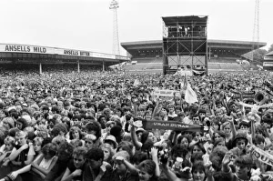 00475 Prints: Duran Duran in Concert at Villa Park, Birmingham, Saturday 23rd July 1983. Crowd Scenes