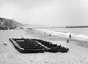 Deserted Prints: Easter Sunday at Bournemouth, Dorset, 30th March 1964