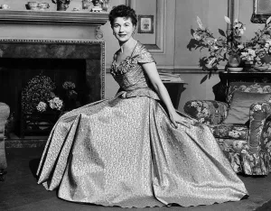 Eileen Herlie actress star of The Eagle has Two Heads and alongside Lawrence Olivers (sic