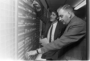 01199 Prints: The Electricty Board in Hinckley. Past times Hinckley Times Circa 1979