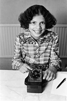 01262 Collection: Electronic childrens toys. Pictured, 12 year old Suzanne Newton of Ashford, Kent