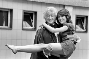 Elizabeth Sladen with Jon Pertwee standing in the courtyard of BBC Television Centre