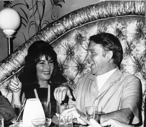 Elizebeth Taylor actress with her actor husband Richard Burton