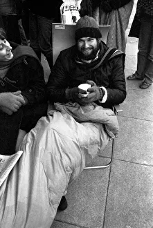 00497 Prints: Elton John fans spent the night in sub-zero temperatures to make sure of getting tickets