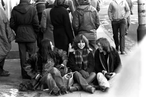 00497 Prints: Elton John fans spent the night in sub-zero temperatures to make sure of getting tickets