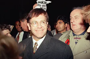 01362 Prints: Elton John wins a £350, 000 libel victory against the Sunday Mirror