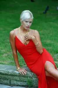 Emma Harrison Actress / Model July 98 Aussie cover girl