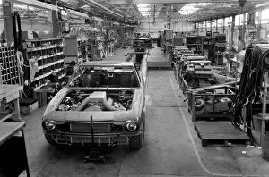 Images Dated 30th December 1974: End of an Era. Aston Martin Close. Newport Pagnell after the announcement that the Aston