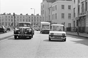 The Enfield Electric Car Road Test by Sunday Mirror reporter Roy Spicer