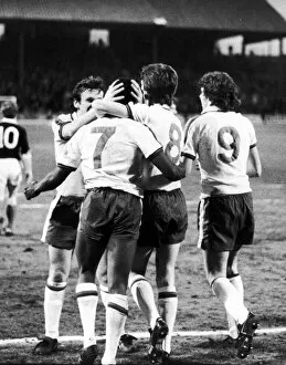 Images Dated 4th December 2012: England 1-0 Scotland Under 21s match at Bramall Lane, Sheffield, 27th April 1977