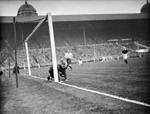 01364 Prints: England 3-0 Scotland, Home International Championship match at Wembley Stadium