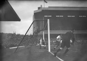 01364 Prints: England 6-2 Hungary, International Friendly at Arsenal Stadium, Highbury, London
