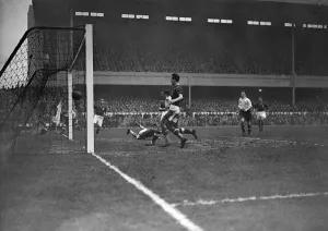 01364 Prints: England 6-2 Hungary, International Friendly at Arsenal Stadium, Highbury, London