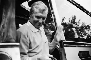 00266 Prints: England captain Bobby Moore travels to Wembley with the rest of the England team