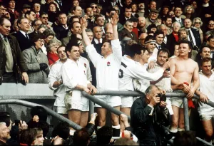 England v. Wales 1992. England captain Will Carling (left