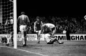English League Division One match. Aston Villa 2 v Manchester United 1