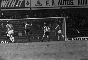 English League Division One match. Birmingham City 2 v Stoke City 1. March 1982 MF06-10