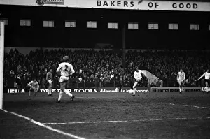 English League Division Two match. Bolton Wanderers 2 v Chelsea 2