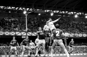 English League Division One match. Everton 1 v Ipswich Town 1. May 1983 MF11-28