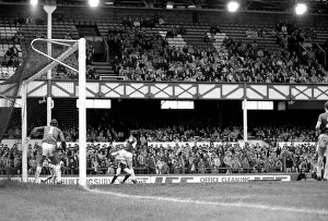 English League Division One match. Everton 1 v Ipswich Town 1. May 1983 MF11-28-124