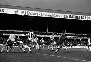 Images Dated 16th August 1980: English League Division One match at The Hawthorns. West Bromwich Albion v Arsenal